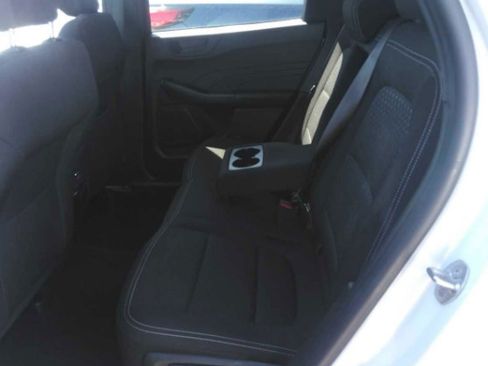 Used 2025 Ford Escape Active AWD/4WD image 5