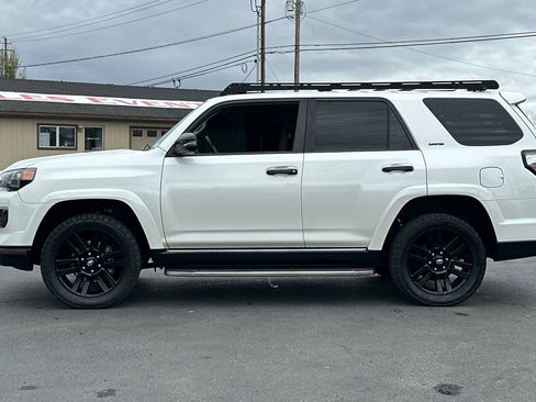 Used 2019 Toyota 4Runner Limited image 8