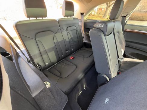 Used 2015 Audi Q7 3.0T Premium Plus image 12