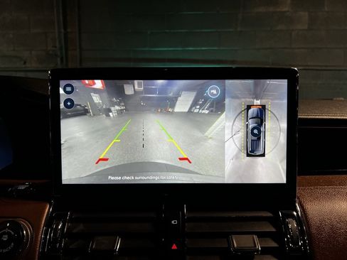 Used 2023 Lincoln Navigator Reserve image 10