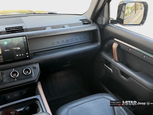 Used 2024 Land Rover Defender 110 X AWD/4WD image 17