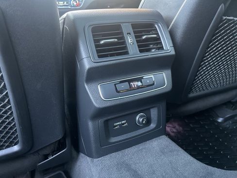 Used 2021 Audi SQ5 Premium Plus w/ Premium Plus Package image 28