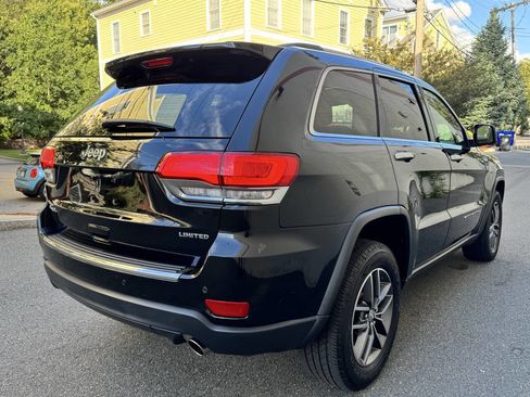 Used 2018 Jeep Grand Cherokee Limited image 11