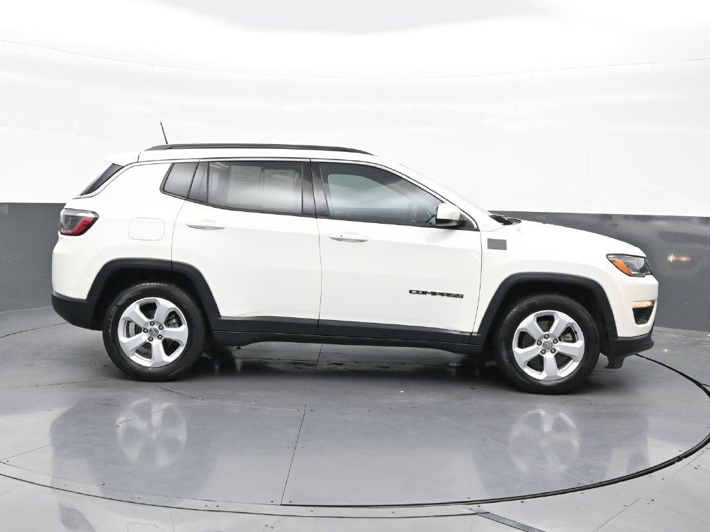 Used 2021 Jeep Compass Latitude w/ Sun and Sound Group FWD image 7
