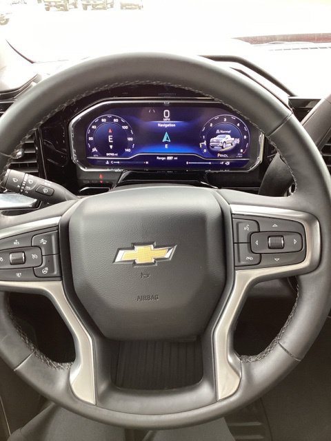 Used 2023 Chevrolet Silverado 1500 LT AWD/4WD image 12