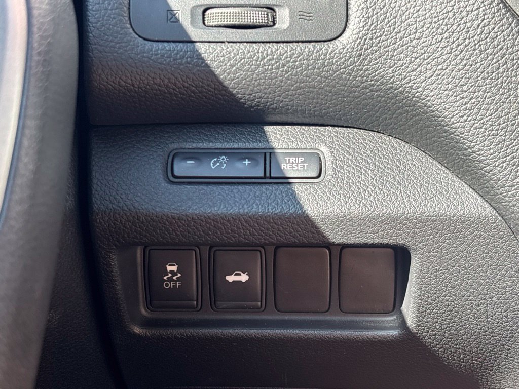 Used 2013 Nissan Altima 2.5 S FWD image 24