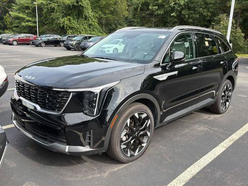 Used 2025 Kia Sorento SX FWD image 6