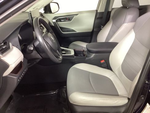 Used 2024 Toyota RAV4 Limited w/ Advanced Technology Package AWD/4WD image 10