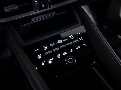 Used 2024 Porsche Macan 4 Electric image 29