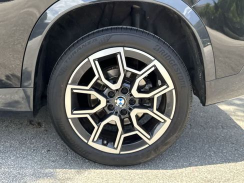 Used 2025 BMW X1 xDrive28i AWD/4WD image 11