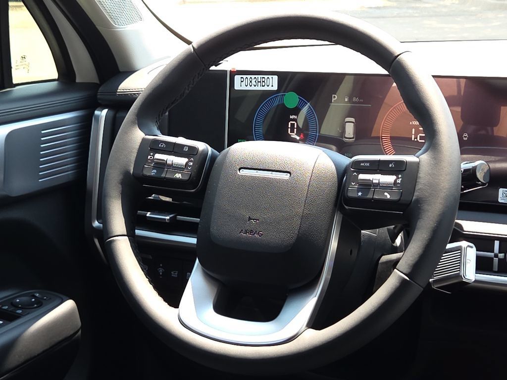 Used 2026 Hyundai Santa Fe SE FWD image 12
