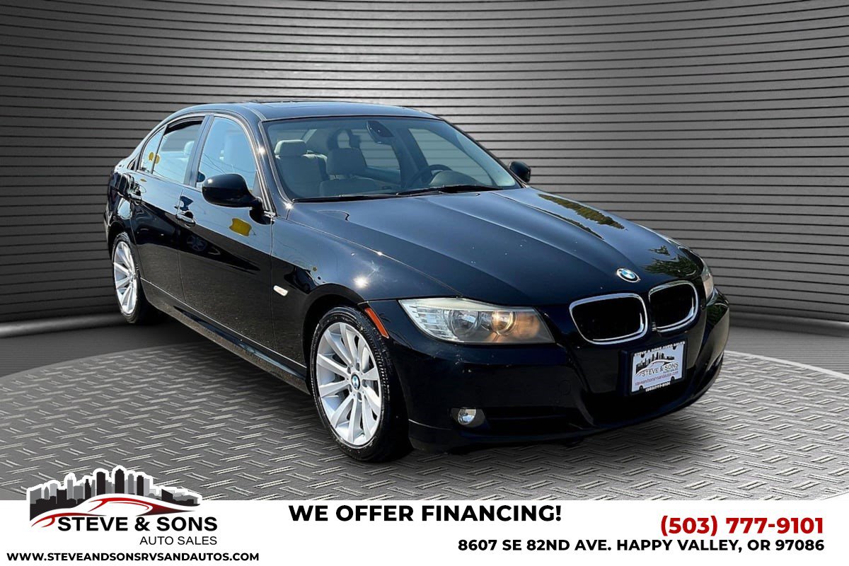 Used 2011 BMW 328i Sedan RWD image 1