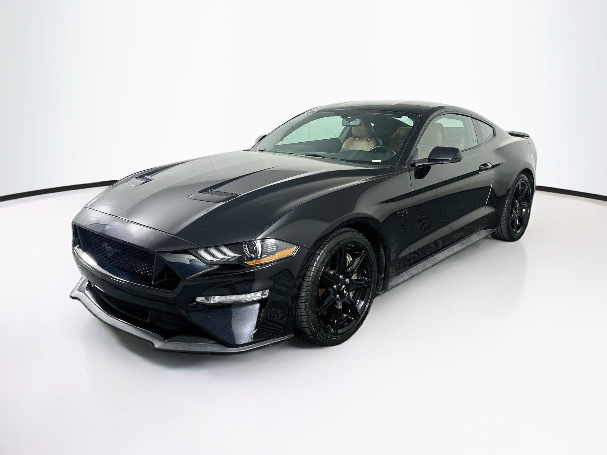 Used 2019 Ford Mustang GT Premium w/ Black Accent Package RWD image 3