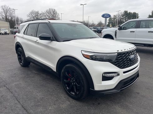 Used 2023 Ford Explorer ST w/ Equipment Group 401A image 7