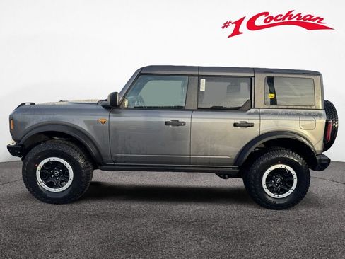 New 2025 Ford Bronco Badlands w/ Sasquatch Package image 4