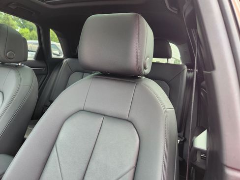 Used 2024 Audi Q3 2.0T Premium AWD/4WD image 11