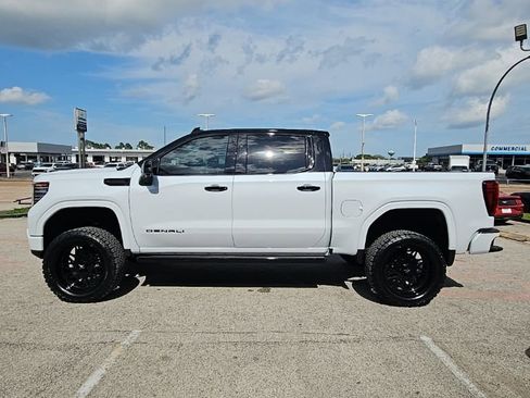 Used 2026 GMC Sierra 1500 Denali AWD/4WD image 5