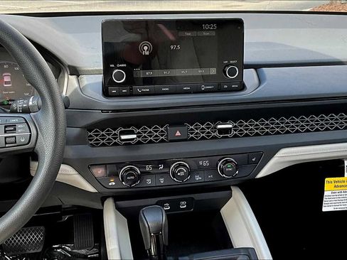 New 2025 Honda Accord SE image 6