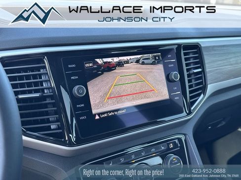 Used 2022 Volkswagen Atlas Cross Sport SE AWD/4WD image 26