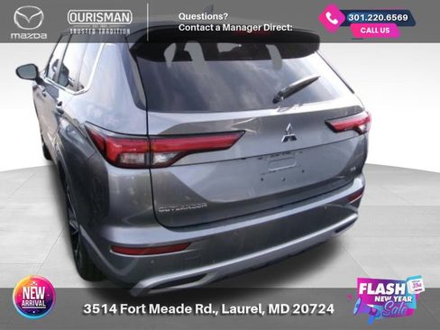 Used 2024 Mitsubishi Outlander SE image 8