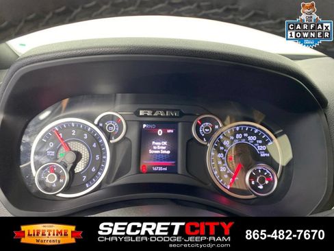 Used 2025 RAM 2500 Big Horn AWD/4WD image 17