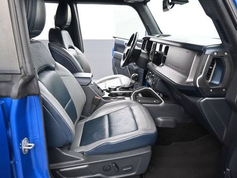 Used 2022 Ford Bronco Outer Banks AWD/4WD image 12