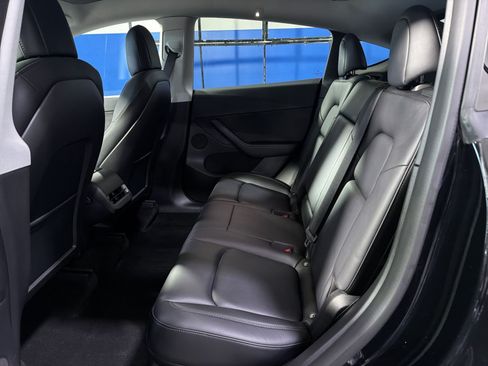 Used 2022 Tesla Model Y Performance AWD/4WD image 27