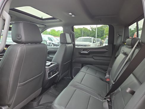 Certified 2024 GMC Sierra 1500 SLT w/ SLT Premium Plus Package AWD/4WD image 20