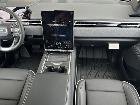 New 2026 GMC Sierra EV Elevation w/ LPO, Elevation Dark Package image 17