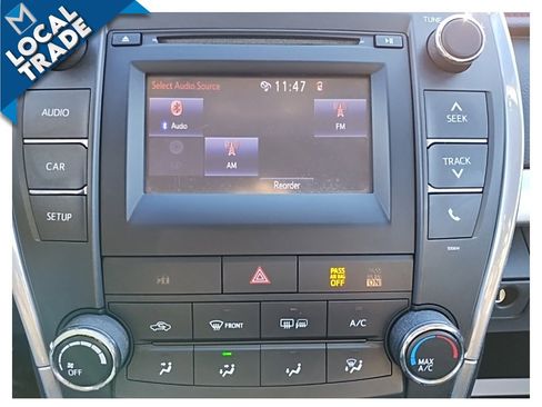 Used 2017 Toyota Camry SE image 33