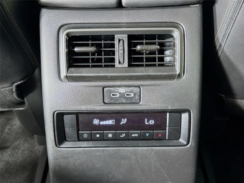 Used 2024 MAZDA CX-90 3.3 Turbo w/ Premium Package AWD/4WD image 28