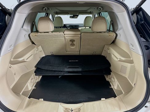 Used 2018 Nissan Rogue SL w/ Premium Package image 30