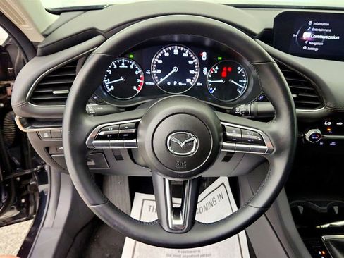 Used 2023 MAZDA MAZDA3 s FWD image 14
