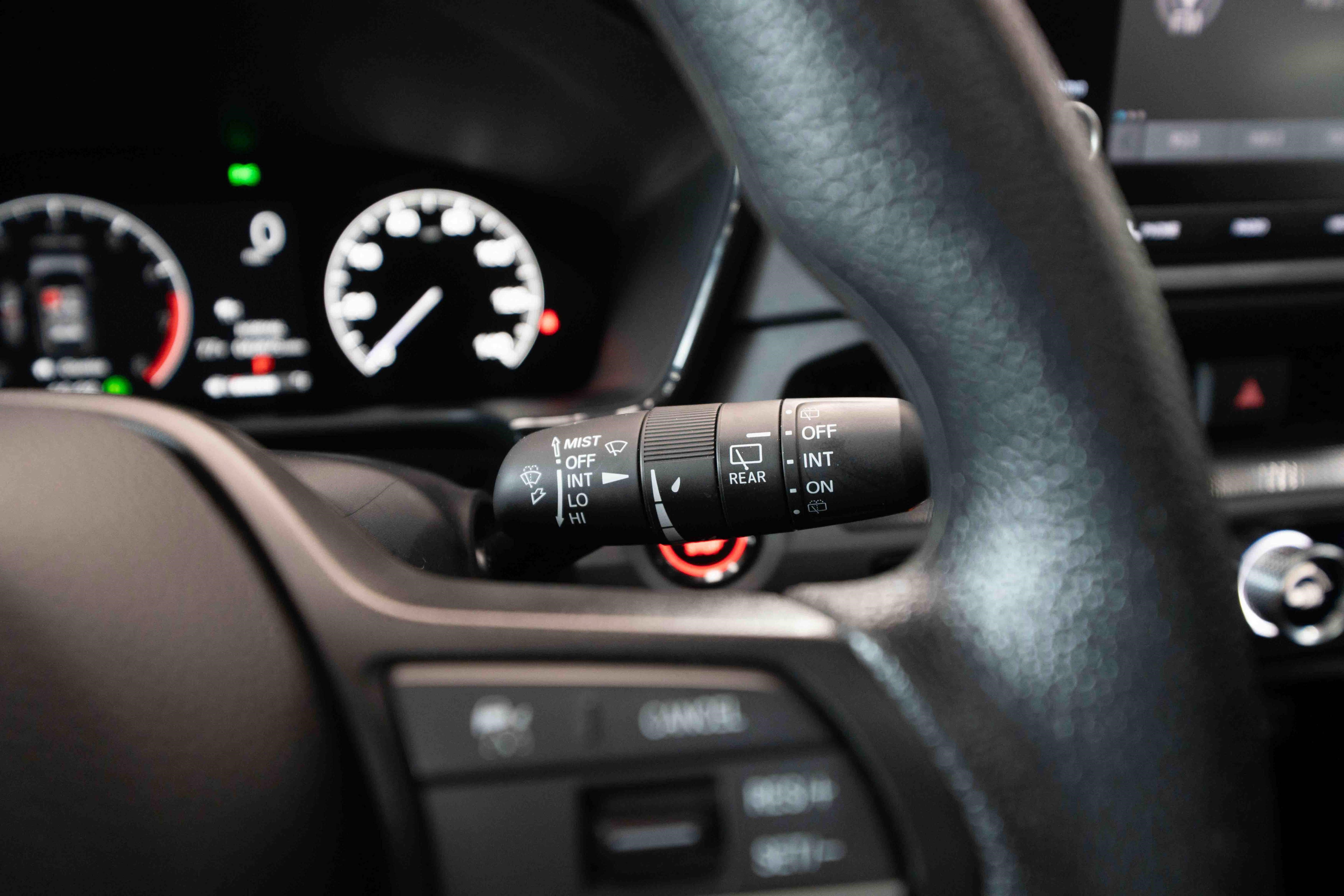 Used 2025 Honda CR-V EX image 14