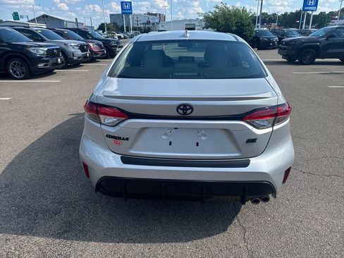 Used 2024 Toyota Corolla SE FWD image 6