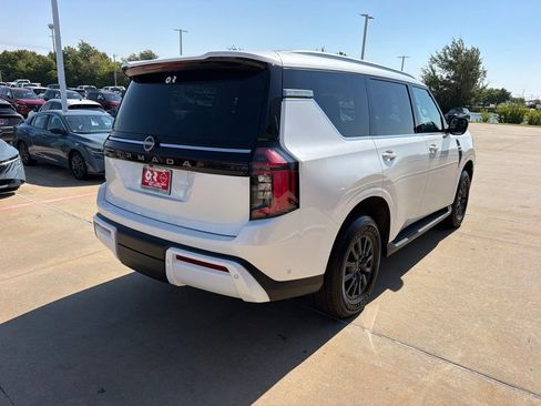 Used 2026 Nissan Armada SV AWD/4WD image 5