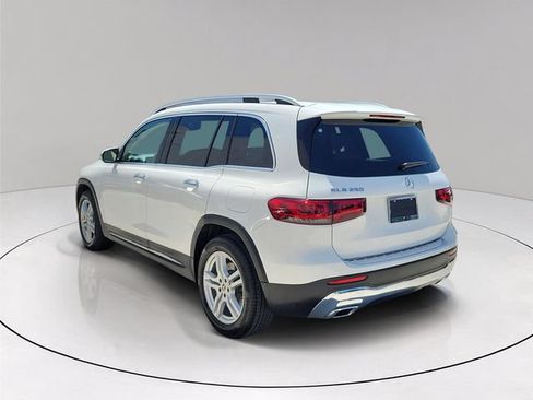 Used 2023 Mercedes-Benz GLB 250 image 4