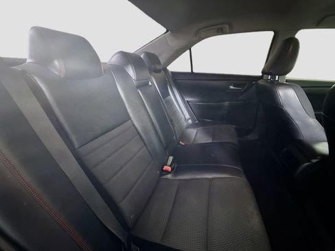 Used 2016 Toyota Camry SE image 26