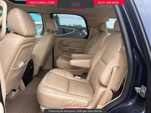 Used 2008 Cadillac Escalade AWD image 22