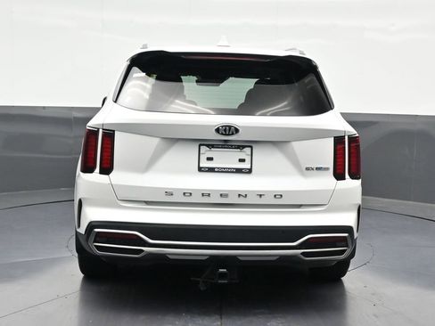 Used 2021 Kia Sorento EX FWD image 4