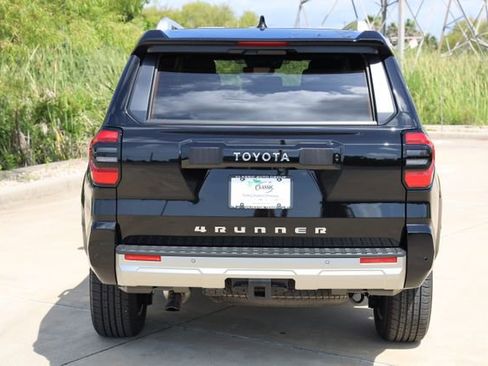 New 2026 Toyota 4Runner Limited AWD/4WD image 8