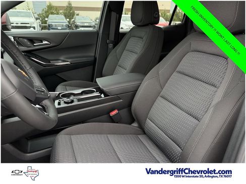 New 2026 Chevrolet Equinox LT w/ Safety and Technology Package FWD image 21