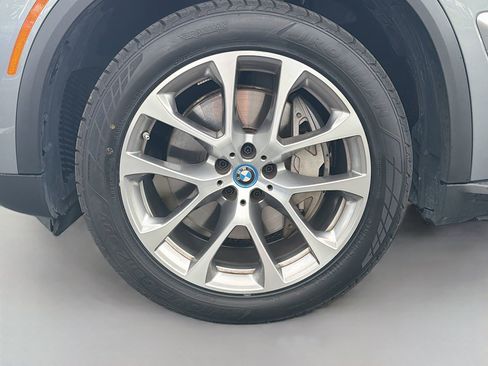 Certified 2025 BMW X5 xDrive50e image 41