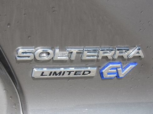 Used 2024 Subaru Solterra AWD/4WD image 9