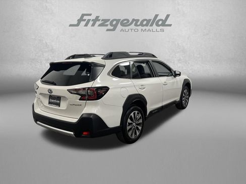 Used 2025 Subaru Outback Limited image 8