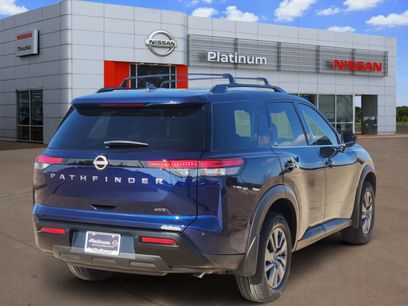 New 2026 Nissan Pathfinder SV