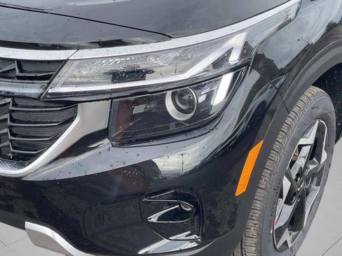 New 2026 Kia Seltos S image 9