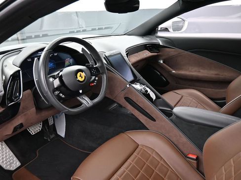 Used 2024 Ferrari Roma RWD image 4