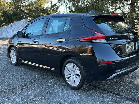 Certified 2023 Nissan Leaf S image 7