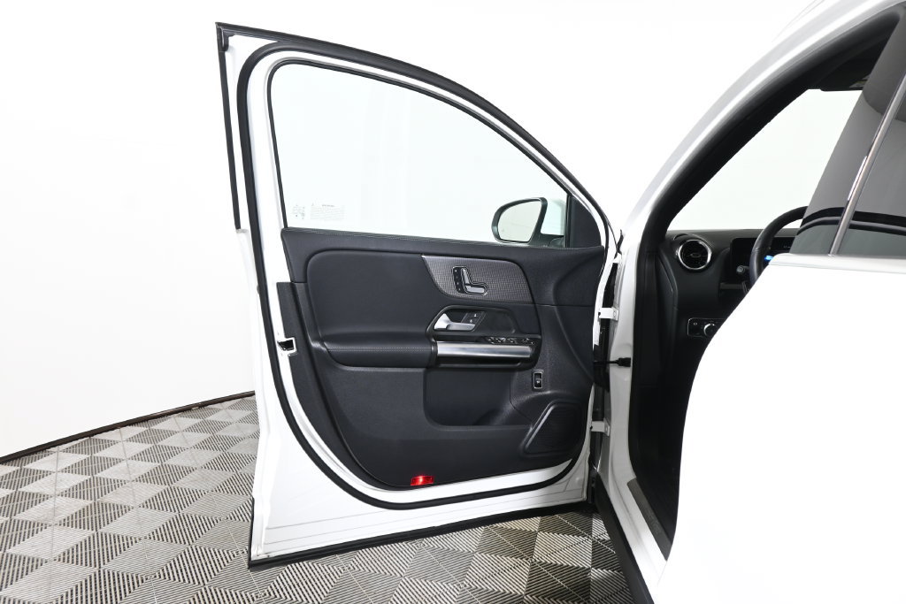 Certified 2023 Mercedes-Benz GLA 250 4MATIC image 29
